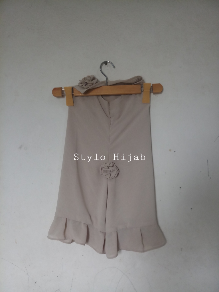 Girls Golden Pinless Hijab